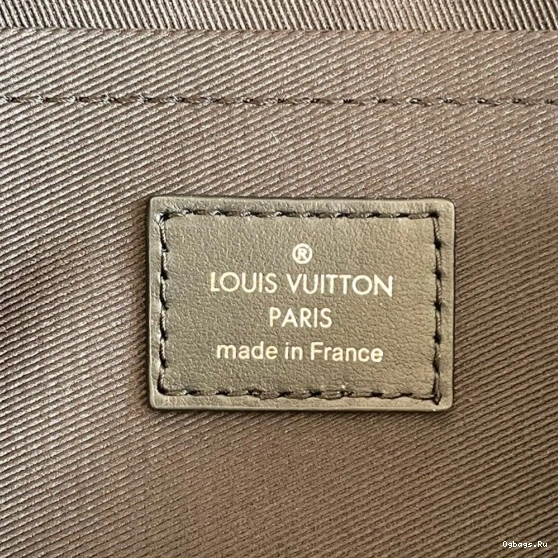 KEEPALL Vuitton CITY Louis 0519